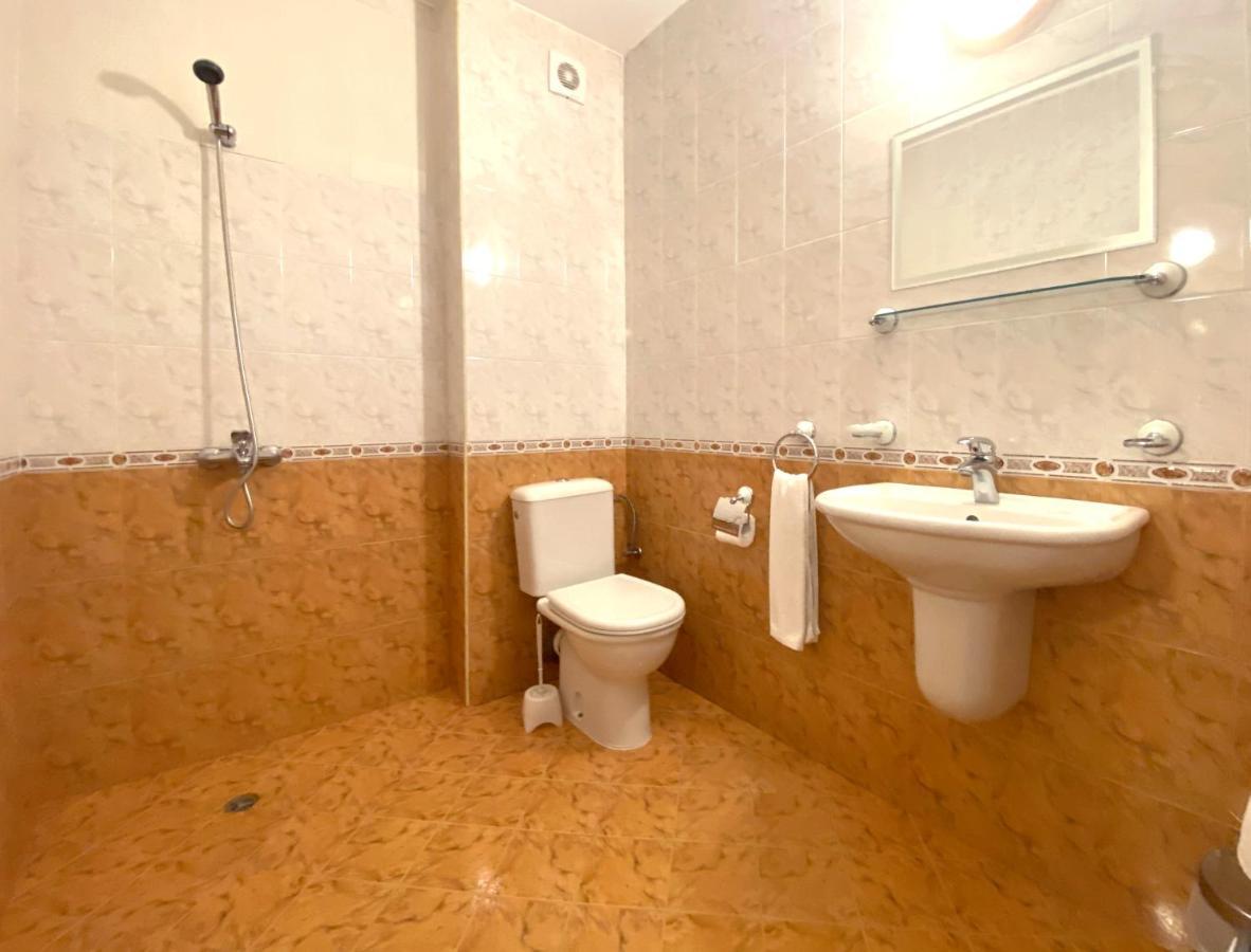 Hotel Opal Приморсько Екстер'єр фото