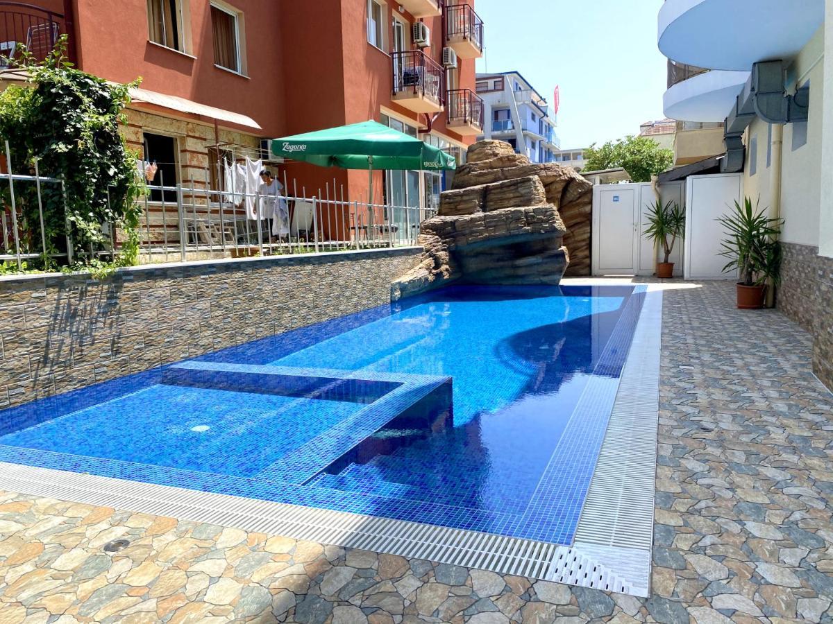 Hotel Opal Приморсько Екстер'єр фото