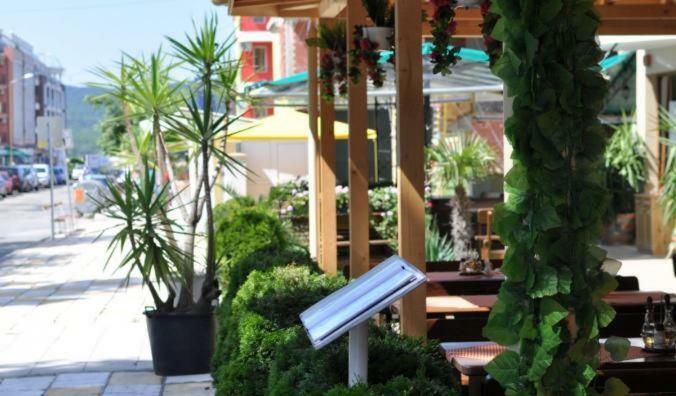 Hotel Opal Приморсько Екстер'єр фото